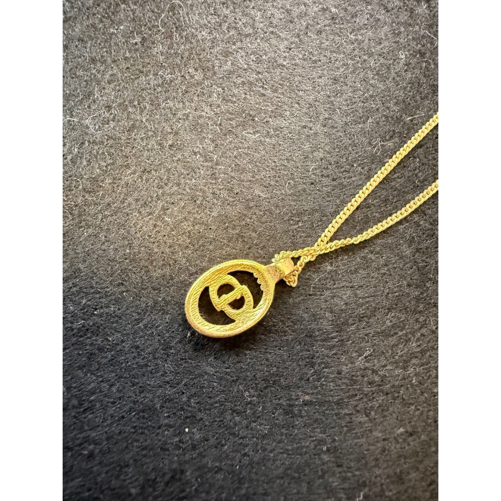 Vintage Christian Dior CD Logo Medallion Necklace - Picture 3 of 6